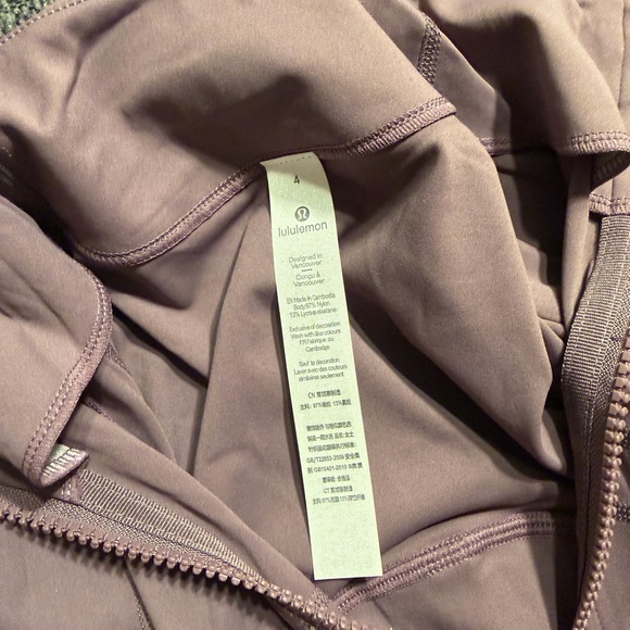 lululemon athletica Women's Mauve Utility Jacket - Picture 8 of 8